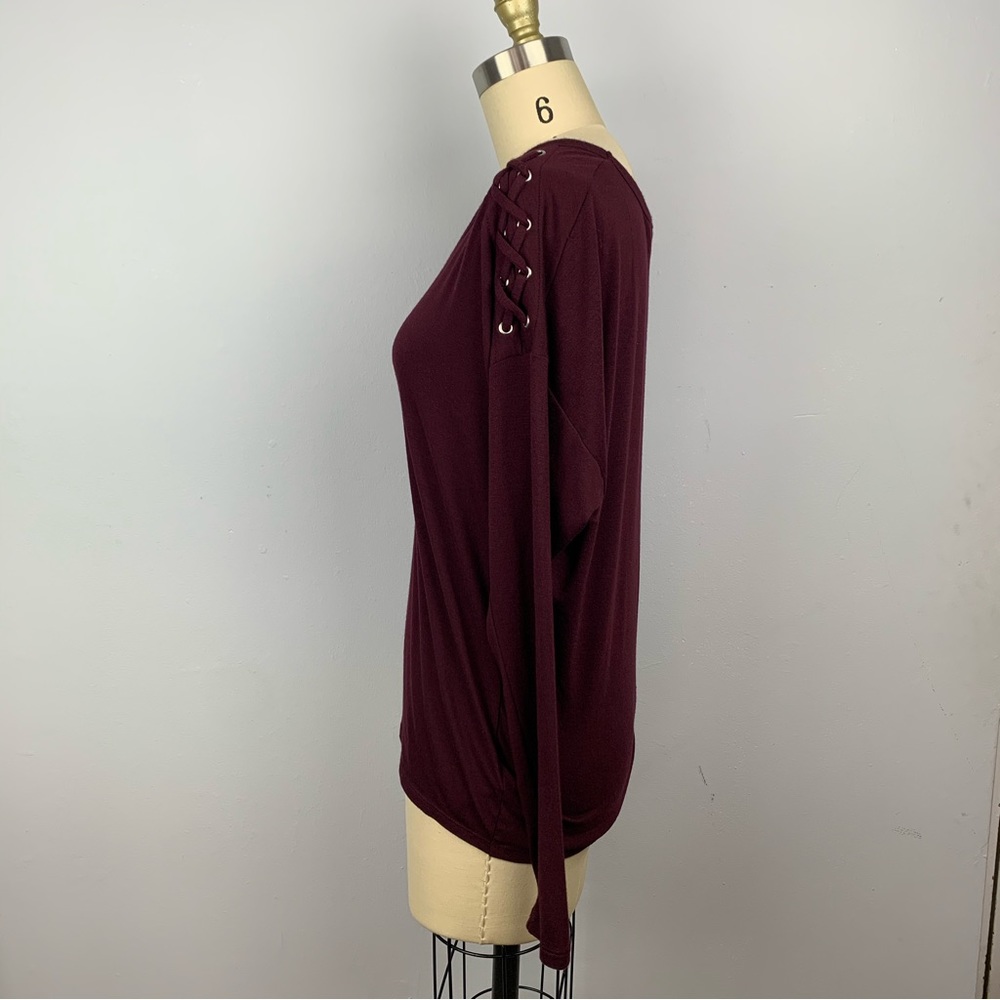 Express V-Neck L/S Top - Picture 2 of 10